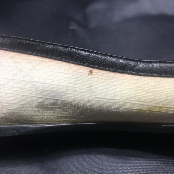 Gucci White Floral Flats - Picture 12 of 12